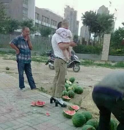 触电点唱厅吃瓜,揭秘娱乐圈的神秘吃瓜现场